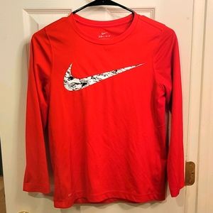 🍄Nike Boys Medium Long Sleeve Tee